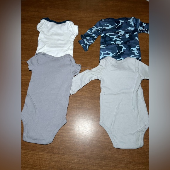 The Peanutshell onesie bundle - Picture 7 of 13